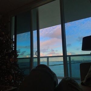 Meet your Posher, Stella